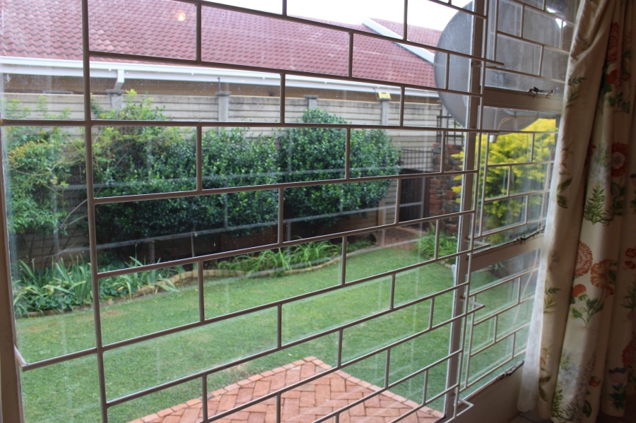 2 Bedroom Property for Sale in Heuwelsig Free State